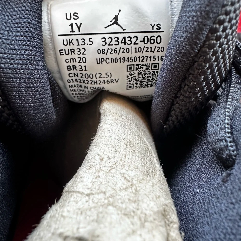 Jordan Kids Sneakers Red Black - Picture 4 of 5